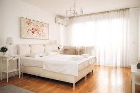 Crown Central three bedroom Apartment